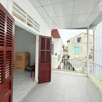 Bán Nhà 2 tầng Cách Mặt Tiền Nguyễn Trãi Chỉ 30m mà giá có :2,2xx tỷ.