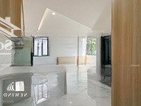 Cho Thuê Chdv Giá Chỉ 8 Triệu, Siêu Rộng Ở 3-4 Người Thoải Mái, Gần Tdt, Pmh, Lotte, Q1,Q4,Q3,Q5,Q8,Nbè