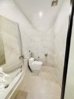 Phú Xá - Phú Thượng, Trung Tâm Tây Hồ. Ở, Kinh Doanh. 6 Tầng Thang Máydiện Tích42M2. Hàng Xóm Ciputra