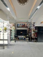 Nhà Phố Mega Village Khang Điền, Quận 9:
-Diện Tích75M2, 5X15.
- Kết Cấu: Trệt + 2 Lầu, Gồm 3 Phòng Ngủ 3Wc
