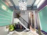 Bán Gấp Nhà Thủ Đức 60M2 1T1L Shr Nằm Ngay Trung Tâm Chợ Đêm Chủ Đang Cho Thuê 6 Triệu/Tháng