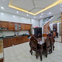 View hồ Tây Giá hời! Mặt tiền 8m, vài bước ra phố, ô tô, xây CHDV là ra tiền, 115m MT 8m Giá 22 tỷ