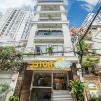 Bán gấp khách sạn Đường Yên Vip sân bay - Diện tích: 6,3 x 21,2m.- Công nhận: 134,3m2.- Gồm: 23 phòng, full nội thất.- Bán giá 28tỷ TL