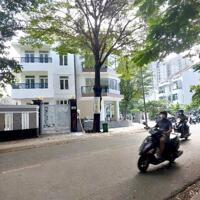 Biệt thự ngay cổng khu dân cư Gia Hoà phù hợp ở hoặc kinh doanh