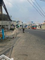 Bán Nhà Mặt Tiền Quốc Lộ 13, Giá Bán 4.5 Tỷ