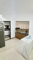Bán Căn Hộ 68M2 - 2 Phòng Ngủ- 2 Vệ Sinh Block B4,Nhà Có Nội Thất Mới , Giá Bán 2 Tỷ 880, Lh Mr. Tùng 096469000
