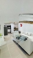 Bán Căn Hộ 68M2 - 2 Phòng Ngủ- 2 Vệ Sinh Block B4,Nhà Có Nội Thất Mới , Giá Bán 2 Tỷ 880, Lh Mr. Tùng 096469000