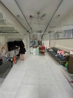 Bán Nhà Trệt Lầu Đẹp - Chắc Chắc Hoàn Công Gần Sân Vận Động Đông Hoà, Dĩ An