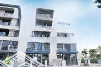 Shophouse Vị Trí Đẹp Trên Trục Đường Chính Đi Vào Swanpark!