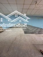 Cho Thuê Xưởngdiện Tích220M2 Giá Bán 18 Triệu Phường Thạnh Lộc Q12