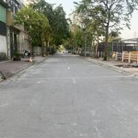 Chính chủ bán lô đất 80m khu giãn dân 7,2ha Trâu Quỳ, gần hồ quận ủy 200m, đang triển khai rất đẹp