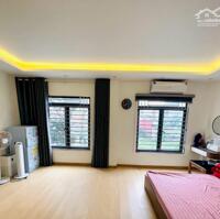 TINH HOA HÀ ĐÔNG 40m2 - 5 Tầng - Mặt tiền 5,5m
