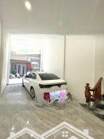 Siêu Phẩm Sát Phố Hoàng Quốc Việt- Mặt Tiền 7M- Dòng Tiền Ổn Định- Giá Chỉ 39 Tỷ - (403)