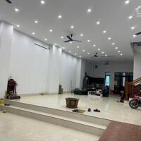NHÀ 3 TẦNG XÂY FULL 192m - TRỤC CHÍNH ĐƯỜNG 10M-KINH DOANH- HAI MẶT ĐƯỜNG- THIẾT KẾ HIỆN ĐẠI THANG MÁY CHỜ- GIÁ CỰC HỢP LÝ