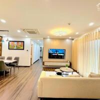 Bán căn hộ chung cư khu đô thị Goldmark City 136 Hồ Tùng Mậu 110m2, 3 ngủ, full nội thất