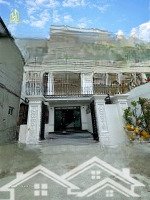 Nhà 4 Tầng Phố Thiên Lôi - Sân Công Riêng - Thang Máy - Oto Vào Trong Sân