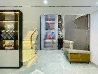 Siêu Phẩm Vị Trí Đẹp Đường 6M, Đ.hoa Cúc - P.7 - Q.phú Nhuận Đang Cho Thuê 18 Triệuiệu/Tháng Giá Bán 3Tỷ890