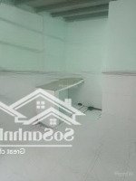 Cần Cho Thuê Phòng Trọ Sạch Sẻ ,Nằm Ngay Đường Dt743. Liên Hệ 0966002125