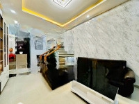 Bán Gấp Nhà Gần Chợ Phạm Văn Hai Đường Nguyễn Bặc 56M2 Giá Bán 2 Tỷ 550, Sổ Hồng Riêng, Hoàn Công