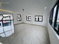 Toà Nhà 7 Tầng Thang Máy Vip Nhất Quận Đống Đa - Phố Nguyễn Chí Thanh - Ô Tô Đỗ Trong Nhà - 2 Mặt