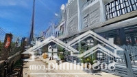 Nhà 1 Trệt 2 Lầu Ngay Ngã Ba Tân Kim Gần Cây Xăng Tân Kim Giá 1.390T Sổ Hồng Trả Góp 2-5 Năm