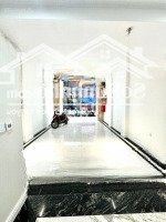 Bán Nhà Riêng Tại Hoàng Ngân, 32 Tỷ, 65M2, 7 Phòng Ngủ 7 Vệ Sinh Nhiều Tiện Ích, View Đẹp