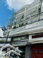 Đi Nước Ngoài Định Cư Bán Gấp Nhà Ở Đường Nguyên Hồng, Phường 11, Bình Thạnh, Giá Bán 2 Tỷ 350 Triệu