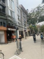 Bán Nhà Mặt Hồ Đầm Tròn Ngõ 135 Phố Đội Cấn Mb 70 Mmặt Tiền5 M Xây 7 Tầng Thang Máy Nhỉnh 30 Tỷ