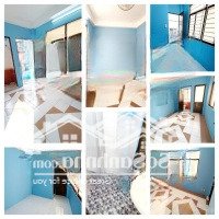 Cho Thuê Nguyên Tầng Riêng Biệt.ban Công Cửa Sổ.tolet Riêng. 3 Triệu4