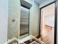 Bán Nhà Phố Văn Cao, 40M2 Nhà Mới 6 Tầng Thang Máy, 20 M Ô Tô Tránh, 10,8 Tỷ