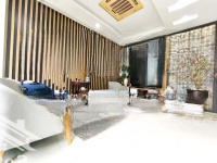 Cực Gấp! Phân Lô Quân Đội Siêu Đẹp Nguyễn Chí Thanh. Gara Ô Tô, Vỉa Hè 2M5, Ô Tô Tránh, 58M2 5 Tầng