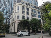 Khan Hiếm, Mặt Tiền Mạc Đỉnh Chi P.đakao Q1, Ngang 8M.