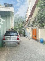 Hàng Hot: Bán Nhà Ngay Phú Hữu 55,7M2 Chỉ 3,59 Tỷ, Hẻm Xe Hơi
