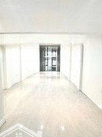 Bán Toà Nhà Vp Cầu Giấy, 61M2, 8 Tầng, Thang Máy, Vỉa Hè Ô Tô, View Thoáng, Nội Thất Xịn, Giá Bán 32 Tỷ