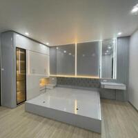 Bán nhà mới 6 tầng thang máy 40m2 mặt tiền 5m Đàm Quang Trung chỉ 8.8 tỷ gần mặt phố