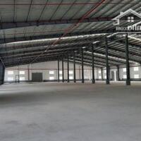 bán kho xưởng 12000m2 trong KCN VSIP Thuận An, Tỉnh Bình Dương. - Diện tích kho xưởng xây dựng: 12000m2 gồm 2 xưởng, mỗi xưởng 6.000m2