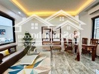 Bán Toàn Nhà Văn Phòng Hoàng Ngân, Cầu Giấy, 31,8 Tỷ, 67,6M2, Siêu Hot, 8 Tầng Thang Máy, Vỉa Hè.