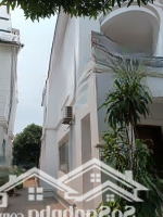 Cho Thuê Biệt Thự Đơn Lập Vinhomes Riverside Diện Tích 300M2 Full Đồ 5 Phòng Ngủgiá Chỉ 60 Triệu.tháng
