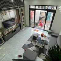 Cần bán gấp nhà Cầu giấy – 40m2 – giá 7.5 Tỷ