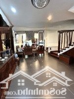 Vip Liền Kề Quận Cầu Giấy Khu Biệt Lập Cực Vip Chỉ Có Khoảng 10 Căn View Hồ Cực Đẹp.