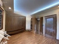 Cho Thuê Nhà Riêng Ngõ 89 Lạc Long Quân 50M*5T Thang Máy Ô Tô Để Trong Nhà Giá 23 Triệu/T Liên Hệ:0339937555