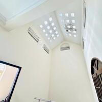 NHÀ 4 TẦNG BÙI ĐÌNH TÚY MT ĐƯỜNG 10m. DT 144m2 7PN 7WC. GIÁ 24.5T