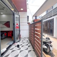 Nhà lầu 4 phòng ngủ - Cách trường Đại Học Y Dược Cần Thơ 500m