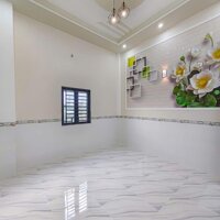 Nhà lầu rộng 4 phòng ngủ gần trường đại học Võ Trường Toản