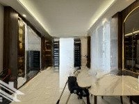 Bán Gấp Nhà Lĩnh Nam, 42M X 5 Tầng, Giá Bán 5 Tỷ, Ngõ 4M, Gần Đường, Ở Luôn, Sđcc