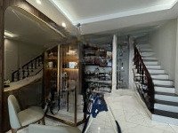 Bán Gấp Nhà Lĩnh Nam, 42M X 5 Tầng, Giá Bán 5 Tỷ, Ngõ 4M, Gần Đường, Ở Luôn, Sđcc