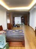 Bán Nhà Hùynh Thúc Kháng,Đống Đa. 40M 5 Tầngmặt Tiền4M. Giá Bán 17 Tỷ. Ô Tô Tránh, Vỉa Hè,Kinh Doanh