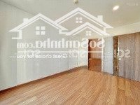 Bán Gấp Căn Hộ Sổ Hồng 2 Phòng Ngủ, 2 Vệ Sinh 66M2 Eco Green Quận 7. Giá Bán 4.799 Tỷ. 0888887998