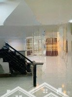 Siêu Phẩm 3 Tầng 36M2 Phường Tân Thuận Tây, Quận 7, Mười Bước Chân Ra Chợ Tân Mỹ, Chỉ 3.5 Tỉ Tl