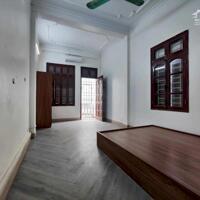 Cho thuê nhà nguyên căn đường Hoàng Hoa Thám, Ba Đình, nhà đẹp, ngõ ô tô, gần phố